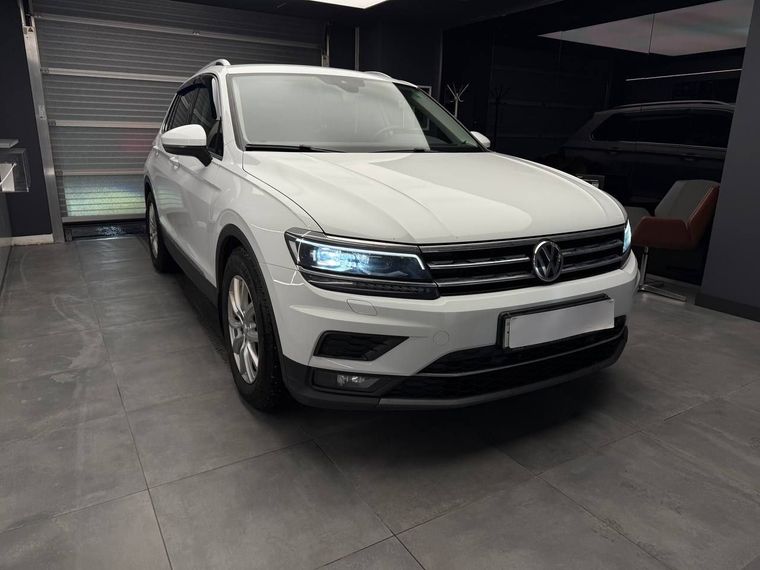 Volkswagen Tiguan 2017 года, 105 380 км - вид 3