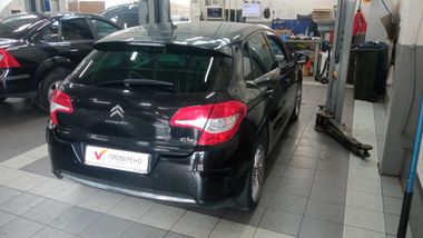 Citroen C4 2012 года, 67 999 км - вид 3