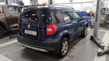 Skoda Yeti 2012 года, 212 370 км - вид 3