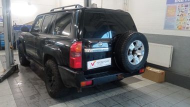 Nissan Patrol 2008 года, 302 089 км - вид 4