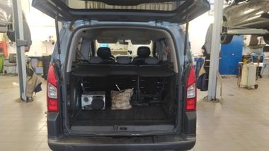 Peugeot Partner 2012 года, 135 077 км - вид 6