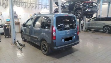 Peugeot Partner 2012 года, 135 077 км - вид 4