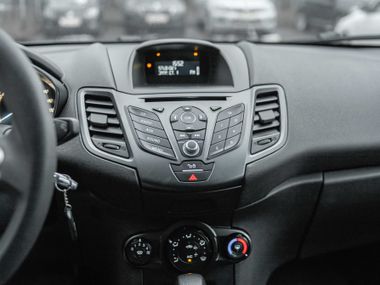 Ford Fiesta 2017 года, 147 000 км - вид 7
