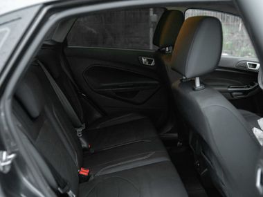Ford Fiesta 2017 года, 147 000 км - вид 10