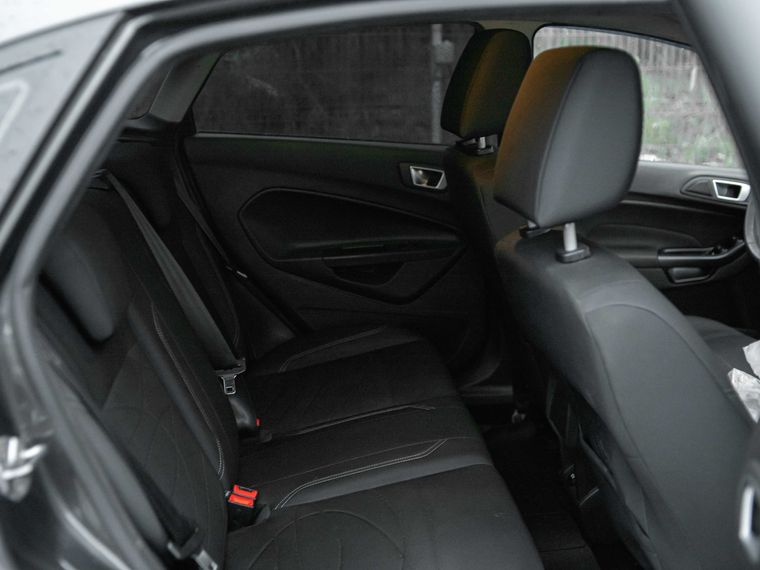 Ford Fiesta 2017 года, 147 000 км - вид 10