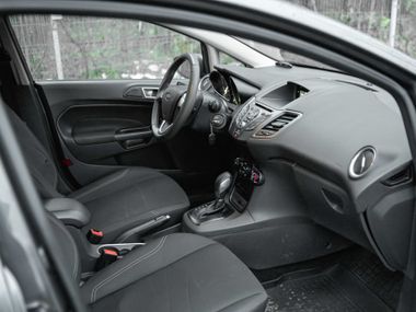 Ford Fiesta 2017 года, 147 000 км - вид 11