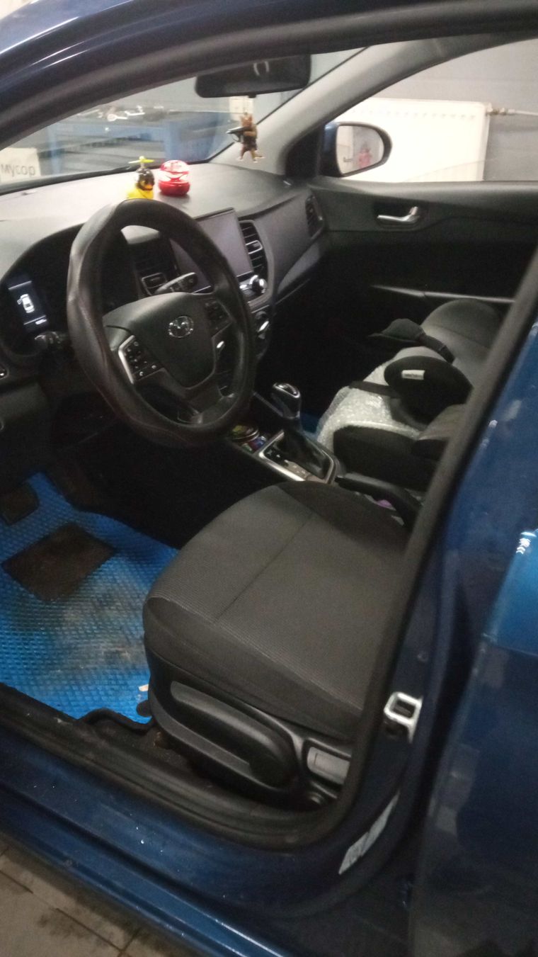 Hyundai Solaris 2021 года, 90 397 км - вид 5