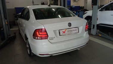 Volkswagen Polo 2017 года, 142 000 км - вид 4