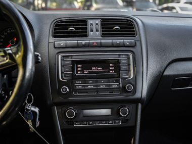 Volkswagen Polo 2017 года, 142 000 км - вид 7