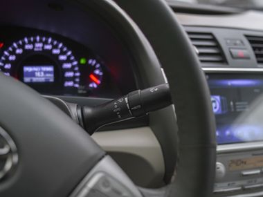 Toyota Camry 2010 года, 365 750 км - вид 8