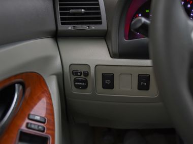 Toyota Camry 2010 года, 365 750 км - вид 13