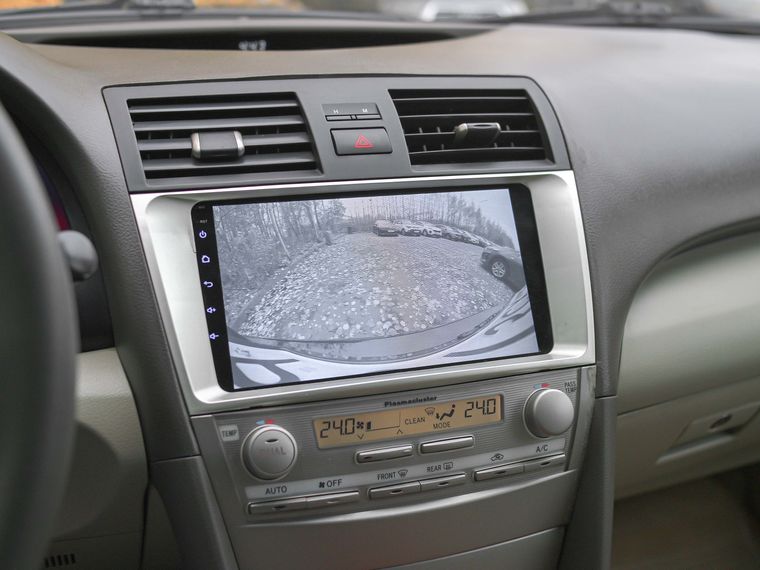 Toyota Camry 2010 года, 365 750 км - вид 10