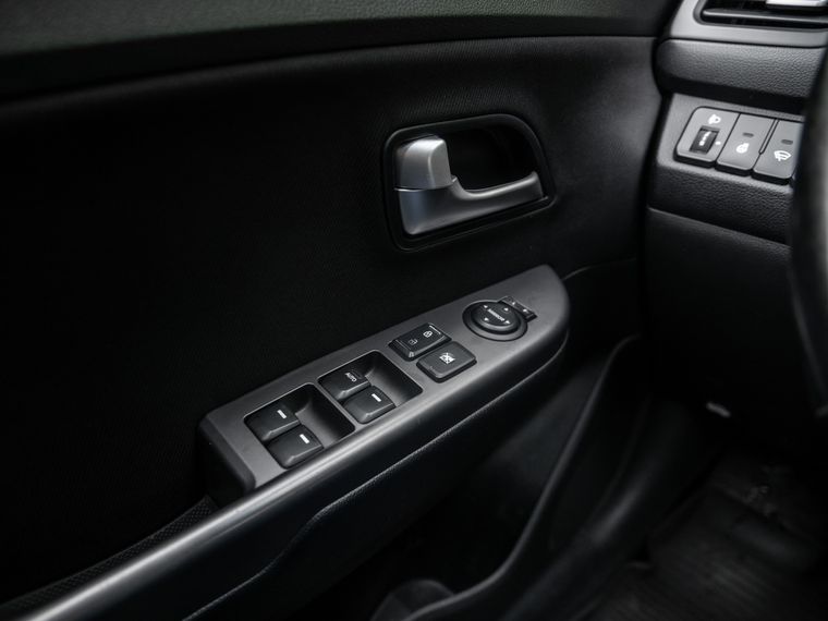 KIA Rio 2016 года, 234 000 км - вид 9