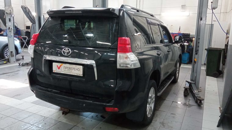 Toyota Land Cruiser Prado 2011 года, 263 910 км - вид 3