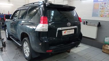 Toyota Land Cruiser Prado 2011 года, 263 910 км - вид 4