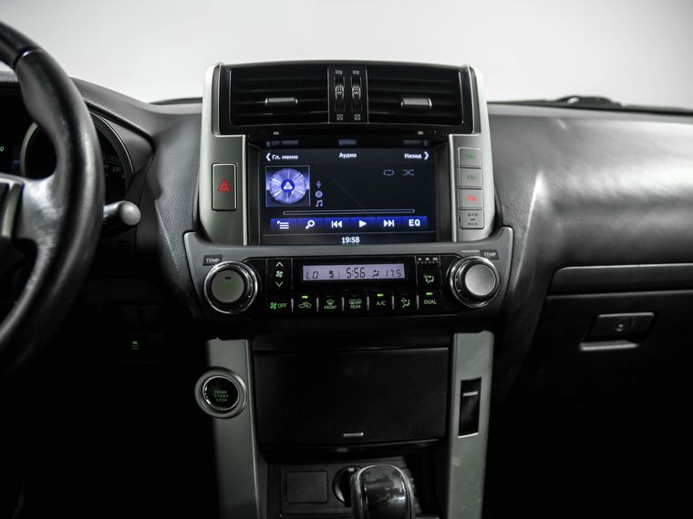 Toyota Land Cruiser Prado 2011 года, 263 910 км - вид 11