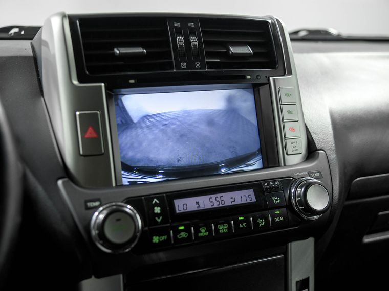 Toyota Land Cruiser Prado 2011 года, 263 910 км - вид 12
