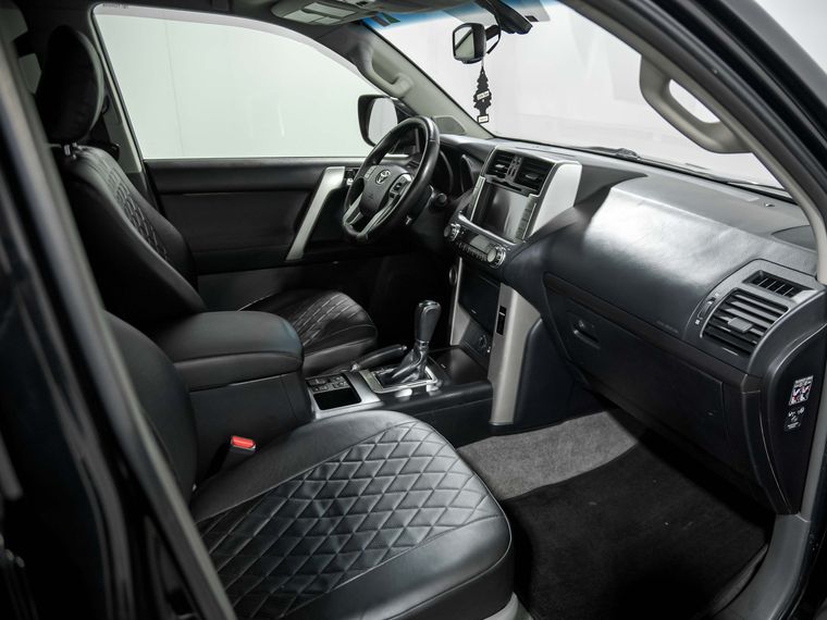 Toyota Land Cruiser Prado 2011 года, 263 910 км - вид 20