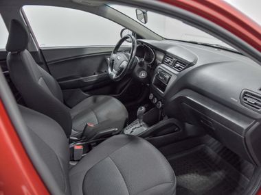 KIA Rio 2015 года, 104 967 км - вид 14