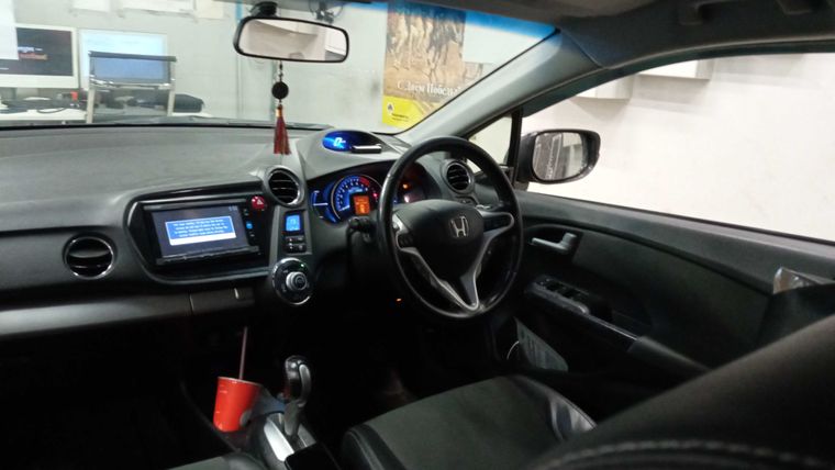 Honda Insight 2012 года, 141 505 км - вид 5