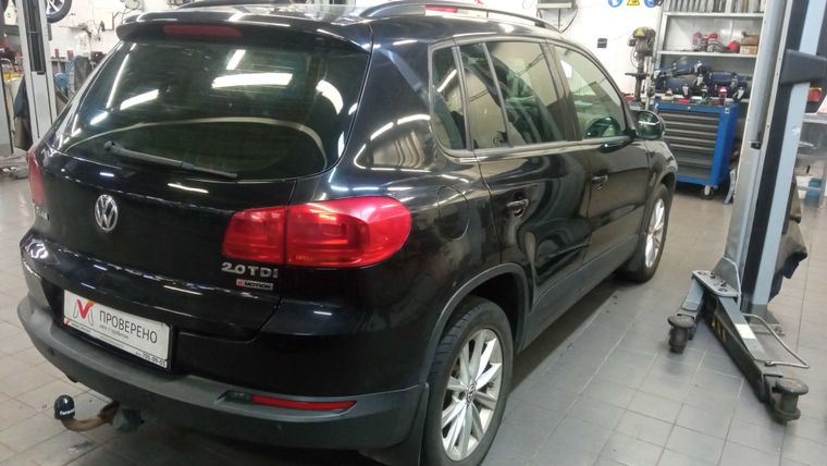 Volkswagen Tiguan 2015 года, 190 886 км - вид 3