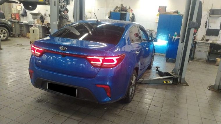 KIA Rio 2017 года, 186 184 км - вид 3