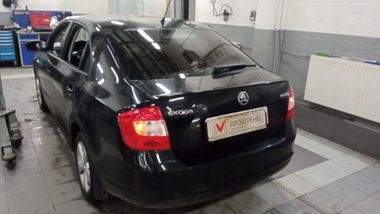 Skoda Rapid 2014 года, 188 054 км - вид 4