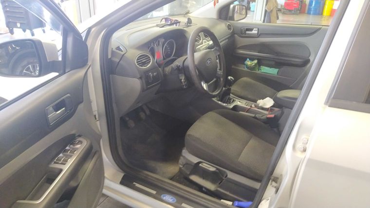 Ford Focus 2011 года, 157 241 км - вид 5