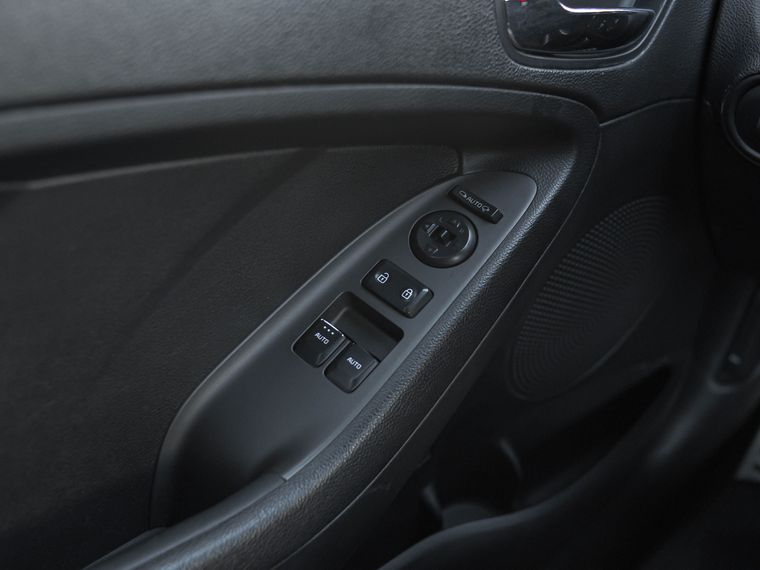 KIA Cerato 2013 года, 162 310 км - вид 10