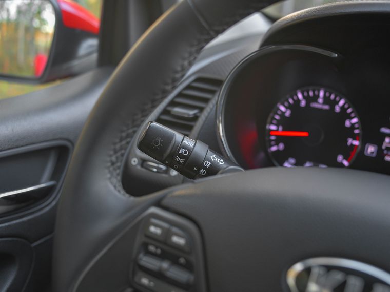 KIA Cerato 2013 года, 162 310 км - вид 6