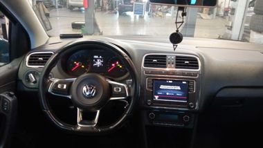 Volkswagen Polo 2020 года, 41 002 км - вид 5