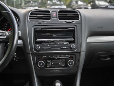 Volkswagen Golf 2012 года, 265 000 км - вид 7