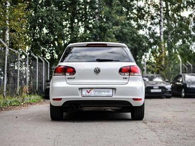 Volkswagen Golf 2012 года, 265 000 км - вид 4