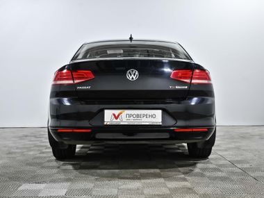 Volkswagen Passat 2017 года, 75 319 км - вид 5