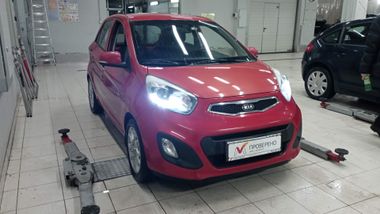 KIA Picanto 2014 года, 119 391 км - вид 3