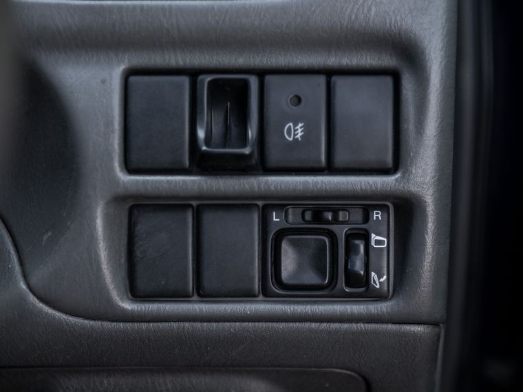 Suzuki Escudo 2000 года, 306 934 км - вид 11