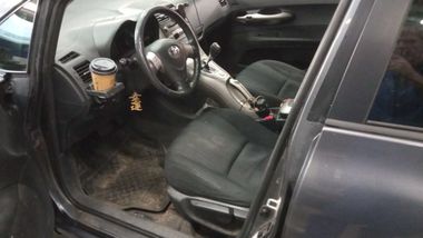 Toyota Auris 2008 года, 185 000 км - вид 5