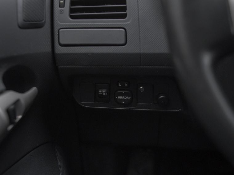 Toyota Auris 2008 года, 185 000 км - вид 9