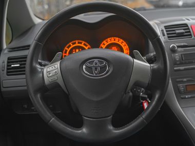 Toyota Auris 2008 года, 185 000 км - вид 6