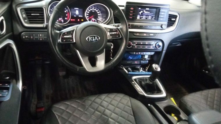 KIA Ceed 2020 года, 43 612 км - вид 5