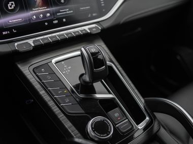 Белый Geely Atlas Pro 2022 года | VIN 907787