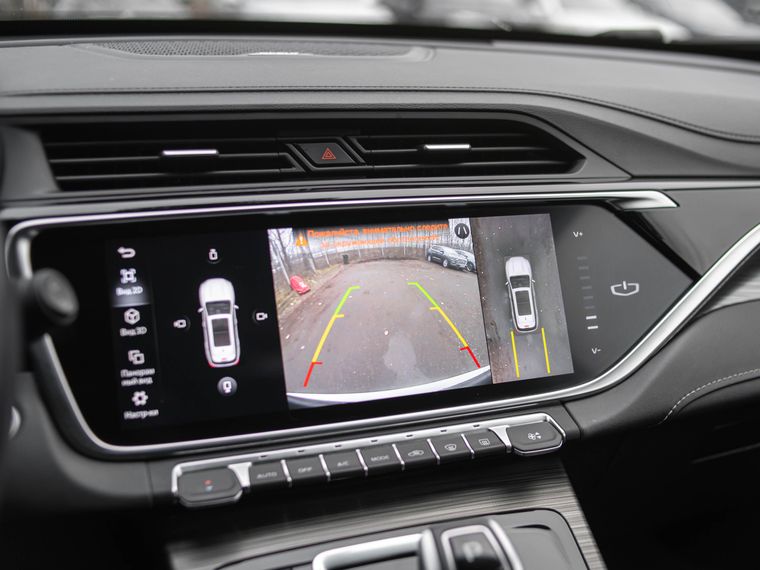 Белый Geely Atlas Pro 2022 года | VIN 907787