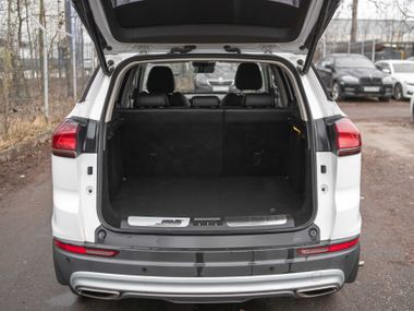 Белый Geely Atlas Pro 2022 года | VIN 907787