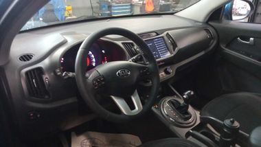KIA Sportage 2013 года, 252 490 км - вид 5