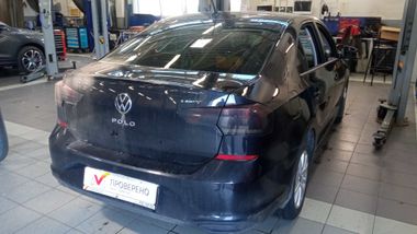 Volkswagen Polo 2021 года, 86 350 км - вид 3