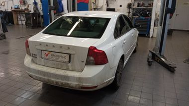 Volvo S40 2011 года, 146 717 км - вид 4