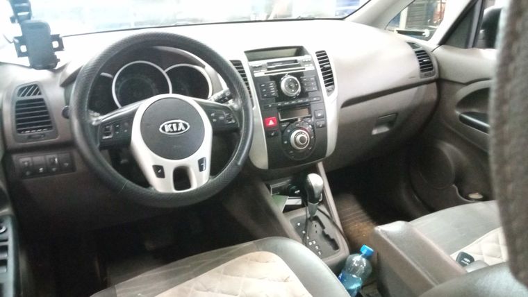 KIA Venga 2012 года, 211 563 км - вид 5
