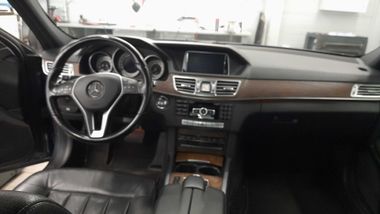 Mercedes-Benz E-класс 2013 года, 175 908 км - вид 9