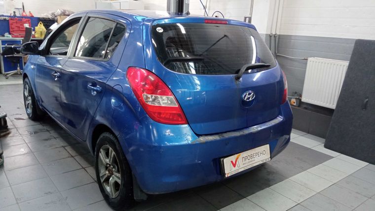 Hyundai i20 2010 года, 264 061 км - вид 4