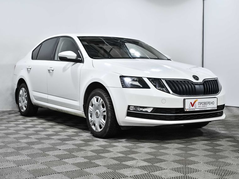 Skoda Octavia 2020 года, 93 560 км - вид 4